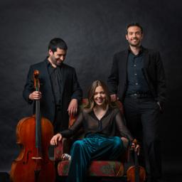 Trio Orelon